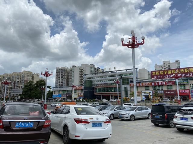 彩神v1官网沃尔玛们的白宫突围：一场关税大棒下的贸易自救(图5)
